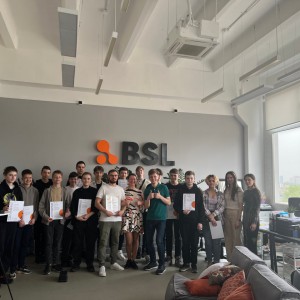 Наши резиденты проходят стажировку в IT-компании BSL - Школа программирования для детей, компьютерные курсы для школьников, начинающих и подростков - KIBERone г. Новая Усмань